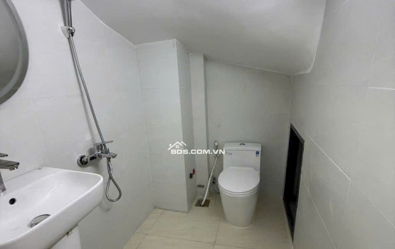 Bán Nhà HXH Đường LẠC LONG QUÂN 30,4m2 - 4TẦNG, 6,98 TỶ/TL, P3Q11